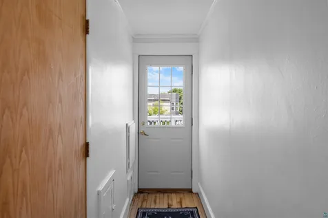 622 N 8th Avenue E Duluth MN 55805