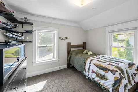 622 N 8th Avenue E Duluth MN 55805