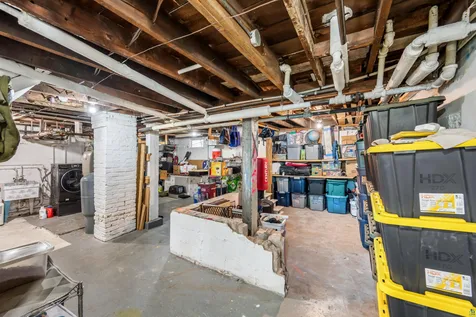 622 N 8th Avenue E Duluth MN 55805