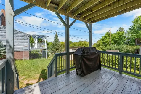 622 N 8th Avenue E Duluth MN 55805