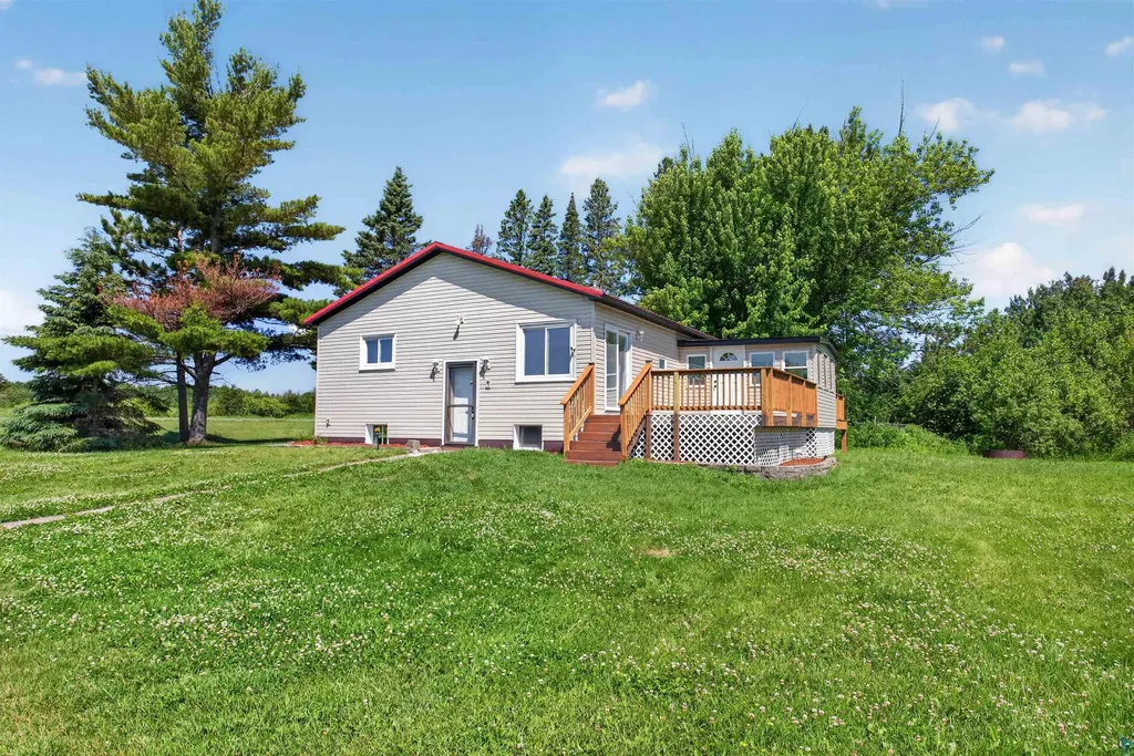 5868 Rice Lake Road Duluth MN 55803
