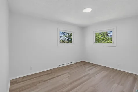 5868 Rice Lake Road Duluth MN 55803