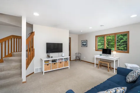 3517 Juten Drive Duluth MN 55803