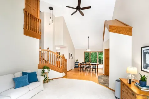 3517 Juten Drive Duluth MN 55803