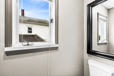 832 Charles Avenue Duluth MN 55807