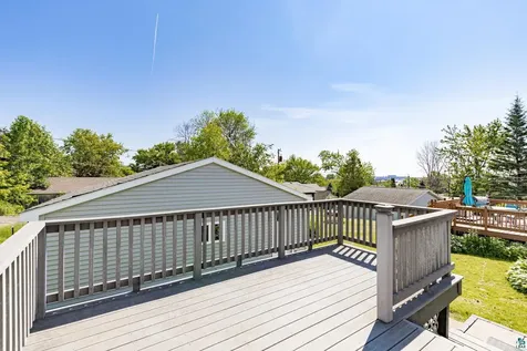 832 Charles Avenue Duluth MN 55807