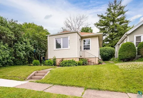 3331 Vernon Street Duluth MN 55806