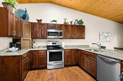 7 High Forest Trail Lutsen MN 55612