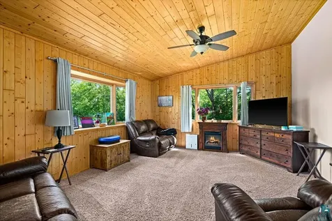 7 High Forest Trail Lutsen MN 55612