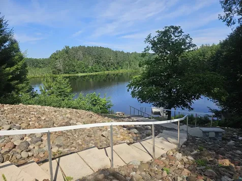 2800 County Road 5 Carlton MN 55718
