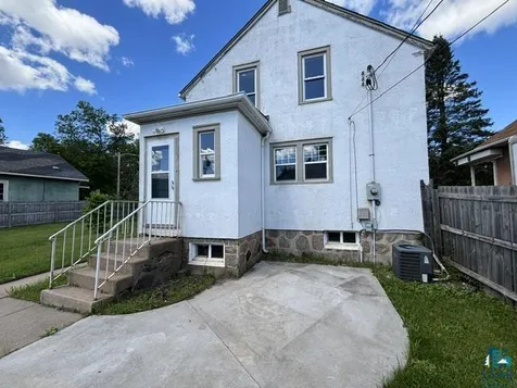 1208 12th Avenue E Hibbing MN 55746