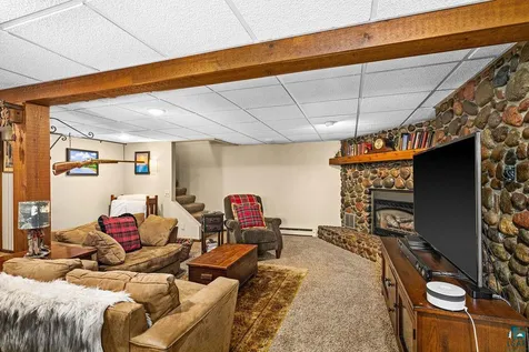 5994 N Pike Lake Road Duluth MN 55811