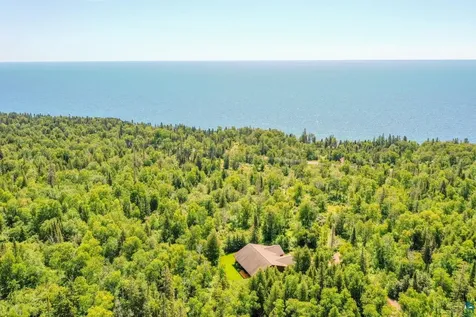 10 Tracks West Trail Lutsen MN 55612