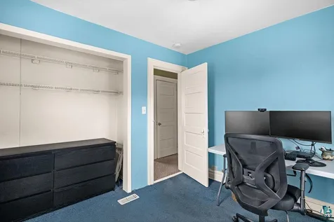 2306 W 12th Street Duluth MN 55806