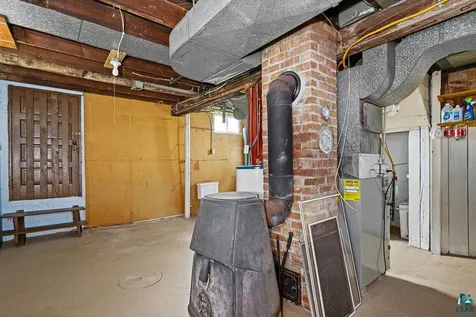2306 W 12th Street Duluth MN 55806