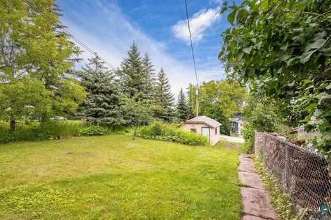 2306 W 12th Street Duluth MN 55806
