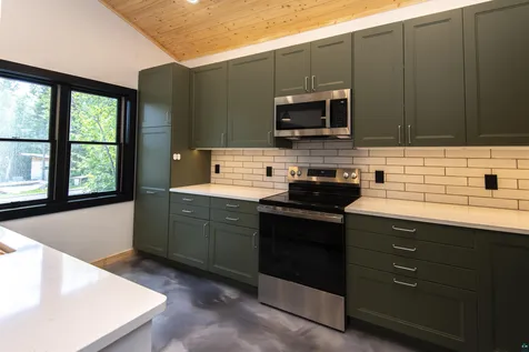 1061 W 3rd Street Grand Marais MN 55604