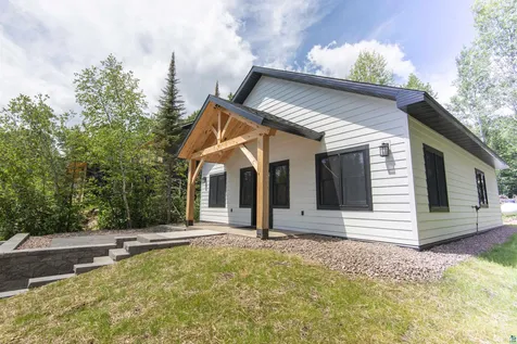 1061 W 3rd Street Grand Marais MN 55604
