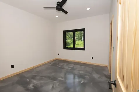 1061 W 3rd Street Grand Marais MN 55604