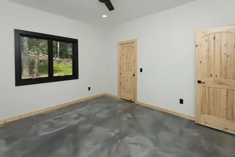1061 W 3rd Street Grand Marais MN 55604