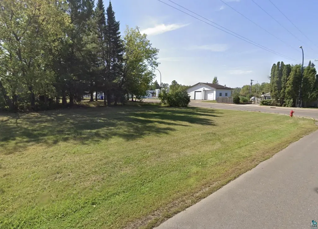 3934, 3936 Main Street Kettle River MN 55757