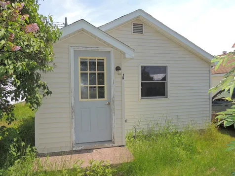 14 W 4th Avenue Grand Marais MN 55604