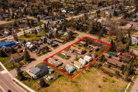 14 W 4th Avenue Grand Marais MN 55604