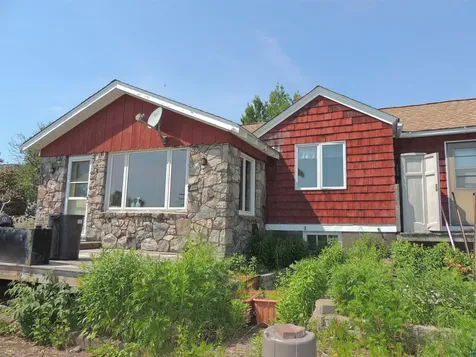 14 W 4th Avenue Grand Marais MN 55604
