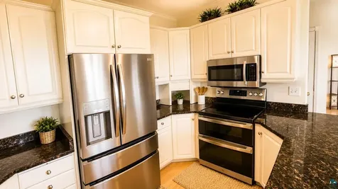 2820 W 15th Street Duluth MN 55806