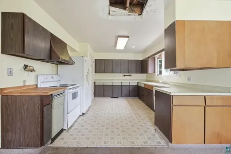 2208 4th Avenue W Hibbing MN 55746-1520