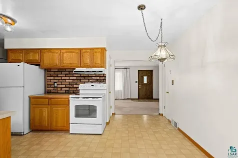 3131 Chambersburg Avenue Duluth MN 55811