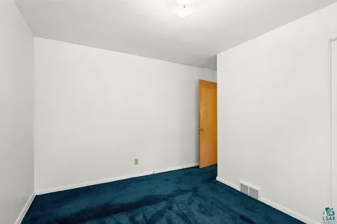 3131 Chambersburg Avenue Duluth MN 55811