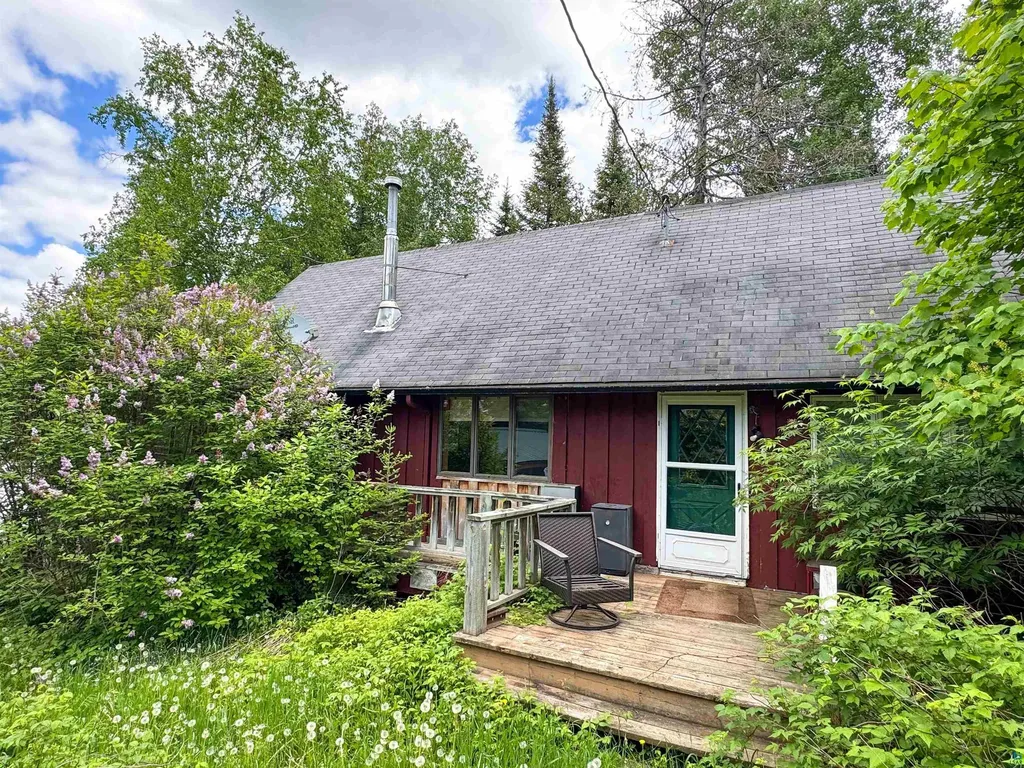 465 S Gunflint Lake Grand Marais MN 55604