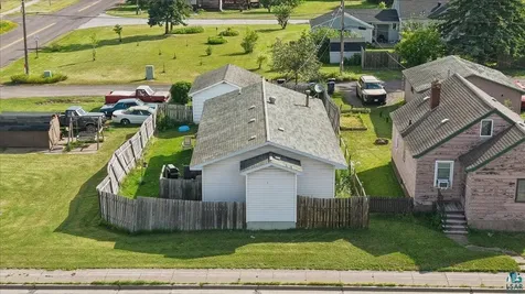 5005 E 2nd Street Superior WI 54880
