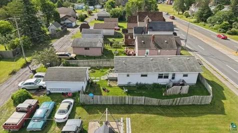 5005 E 2nd Street Superior WI 54880