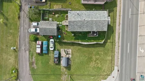 5005 E 2nd Street Superior WI 54880