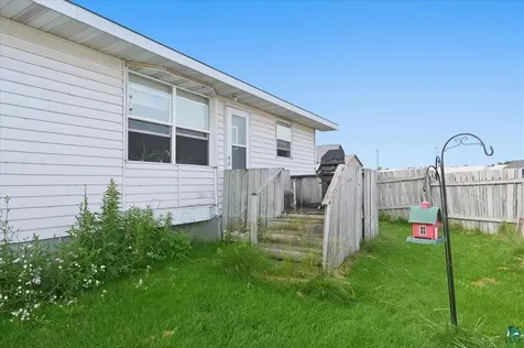 5005 E 2nd Street Superior WI 54880