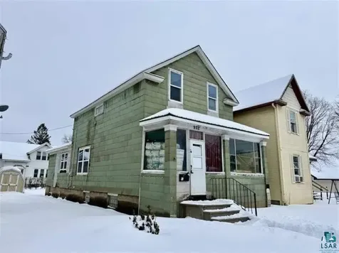922 S 5th Avenue Virginia MN 55792