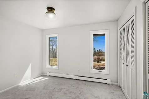 2207 Heather Avenue Duluth MN 55803