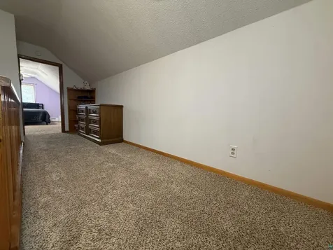 8 13th Street NW Chisholm MN 55719