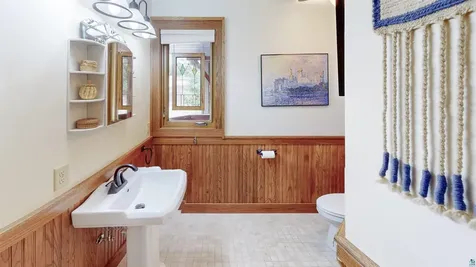 128 Wesley Lane Grand Marais MN 55604