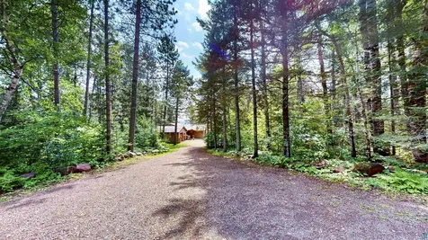 128 Wesley Lane Grand Marais MN 55604