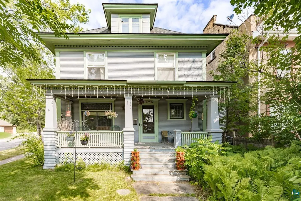 1601 E 4th Street Duluth MN 55812