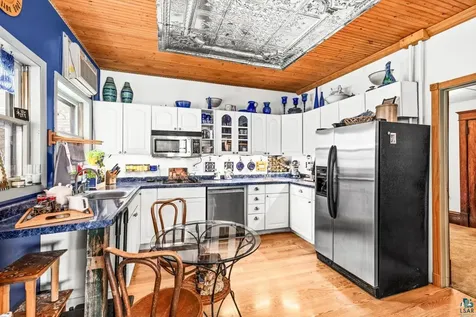 1601 E 4th Street Duluth MN 55812