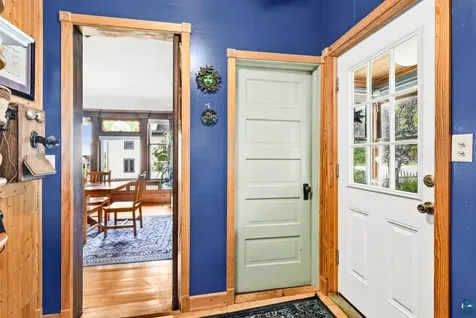 1601 E 4th Street Duluth MN 55812