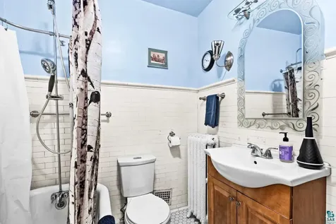 1601 E 4th Street Duluth MN 55812
