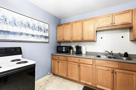 209-211 E 3rd Street Duluth MN 55805