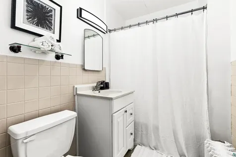209-211 E 3rd Street Duluth MN 55805