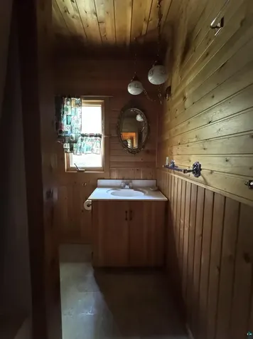 152 Sag Lake Trail Grand Marais MN 55604