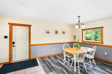 4274 W Pioneer Road Duluth MN 55803